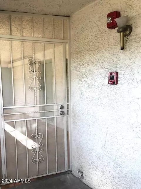 Exterior - 214 E Ruth Ave #107, Phoenix, AZ 85020 photo 3 of 7