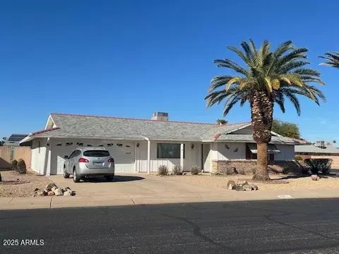 10302 W Cumberland Dr, Sun City, AZ 85351