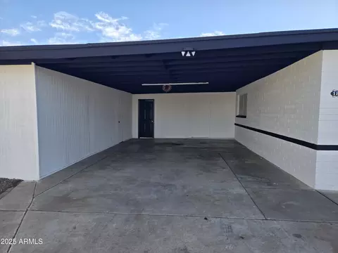 1835 E Atlanta Ave, Phoenix, AZ 85040 photo 2