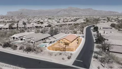 8250 S Hidden Trail Ct, Gold Canyon, AZ 85118
