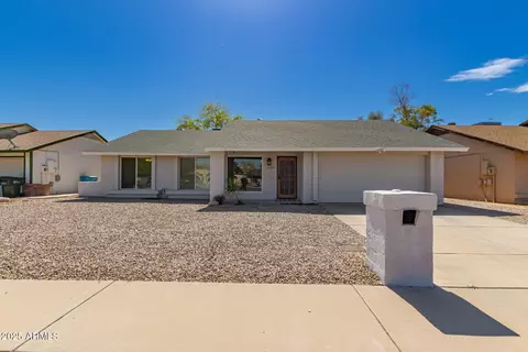 1409 W Monona Dr, Phoenix, AZ 85027