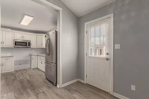 Entry Way - 4205 N 3rd Ave, Phoenix, AZ 85013 photo 1 of 1