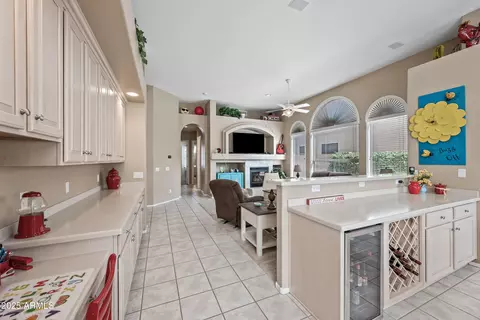 4503 E Robin Ln, Phoenix, AZ 85050 photo 18