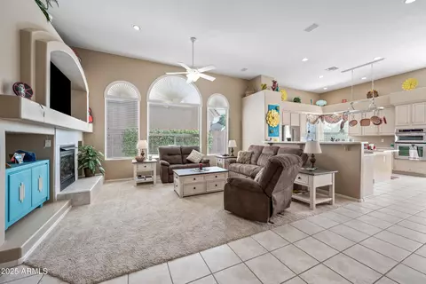 4503 E Robin Ln, Phoenix, AZ 85050 photo 13