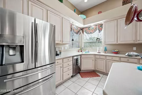 4503 E Robin Ln, Phoenix, AZ 85050 photo 20