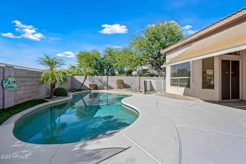 4503 E Robin Ln, Phoenix, AZ 85050 photo 26