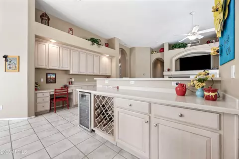 4503 E Robin Ln, Phoenix, AZ 85050 photo 21