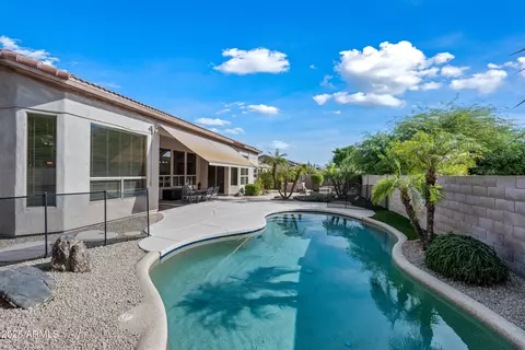 4503 E Robin Ln, Phoenix, AZ 85050 photo 27