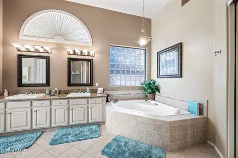 4503 E Robin Ln, Phoenix, AZ 85050 photo 44