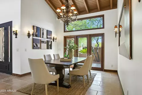 Dining - 4448 E Camelback Rd #16, Phoenix, AZ 85018 photo 7 of 8