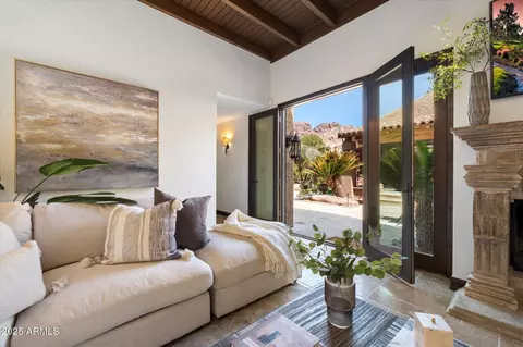 Living - 4448 E Camelback Rd #16, Phoenix, AZ 85018 photo 6 of 11