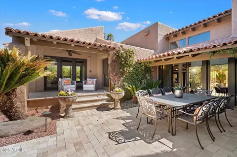 Exterior - 4448 E Camelback Rd #16, Phoenix, AZ 85018 photo 6 of 31