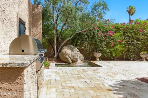 Exterior - 4448 E Camelback Rd #16, Phoenix, AZ 85018 photo 28 of 31