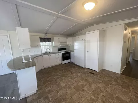 834 S Meridian Rd #14, Apache Junction, AZ 85120 photo 7