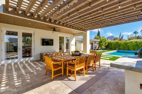 3727 E Highland Ave, Phoenix, AZ 85018 photo 21