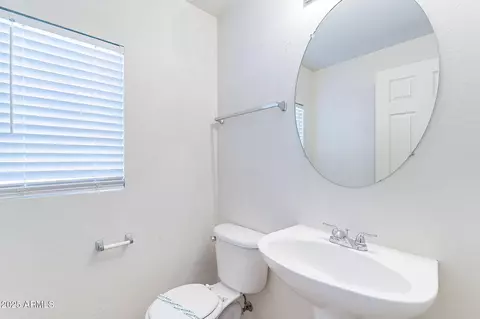 Bath - 35005 N 30th Dr, Phoenix, AZ 85086 photo 1 of 7