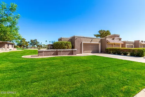 25261 S Berry Brook Dr, Sun Lakes, AZ 85248
