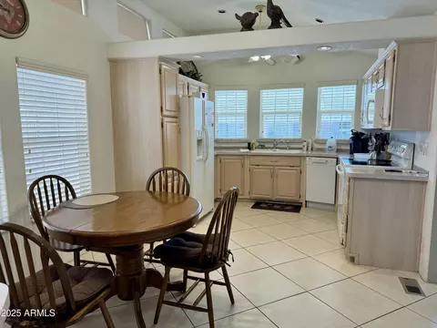 7750 E Broadway Rd #814, Mesa, AZ 85208