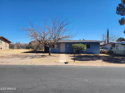 125 San Jose Dr, Bisbee, AZ 85603