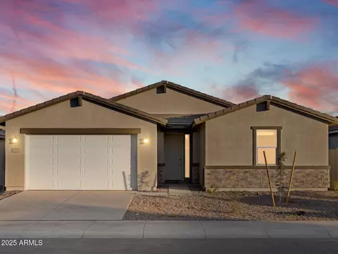3598 E Alexander Dr, San Tan Valley, AZ 85143