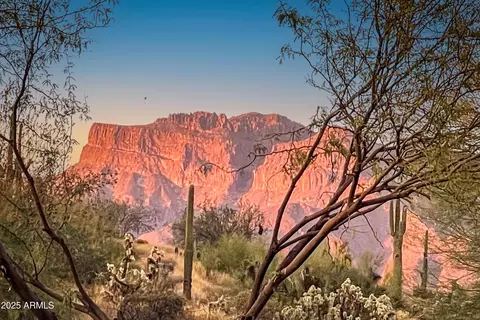 5284 S Marble Dr, Gold Canyon, AZ 85118