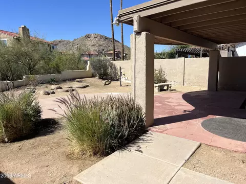 4335 E Monte Way, Phoenix, AZ 85044 photo 2