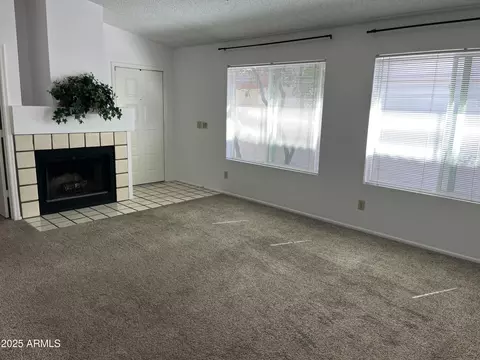 4335 E Monte Way, Phoenix, AZ 85044 photo 6