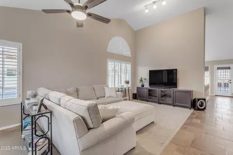 1229 E Glenhaven Dr, Phoenix, AZ 85048 photo 8