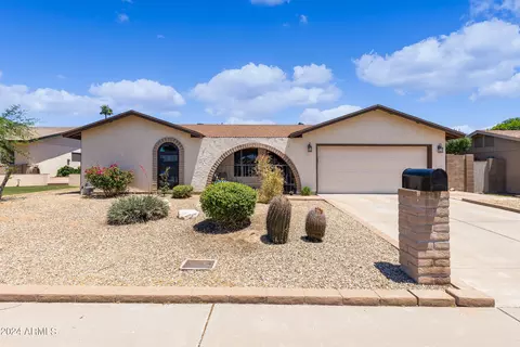4828 E Capistrano Ave, Phoenix, AZ 85044