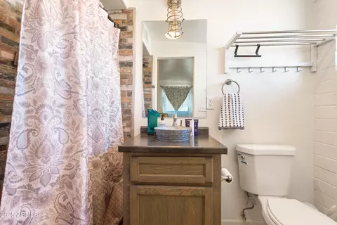 Bath - 2128 E 8th St, Douglas, AZ 85607 photo 2 of 3