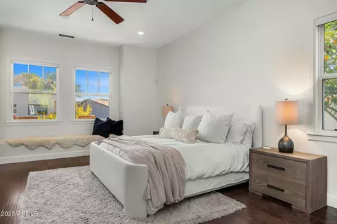 3226 E Sells Dr, Phoenix, AZ 85018 photo 9