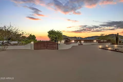 8948 W Calle Lejos Rd, Peoria, AZ 85383