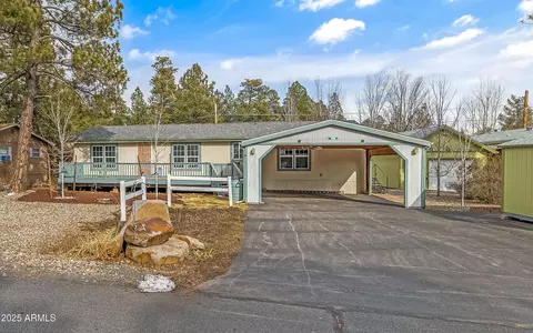 17245 S Kay Pl, Munds Park, AZ 86017