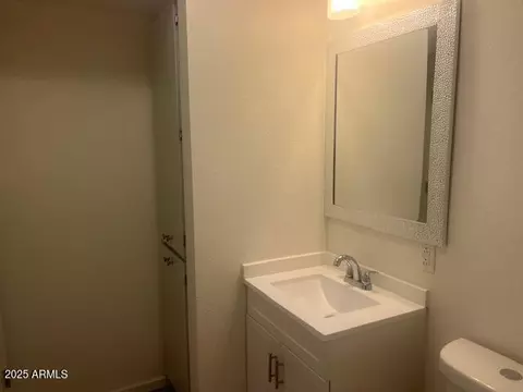 Bath - 5518 E Lindstrom Ln #B3, Mesa, AZ 85215 photo 2 of 2