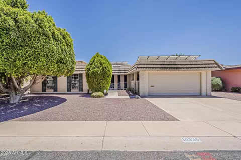 10335 W Mission Ln, Sun City, AZ 85351