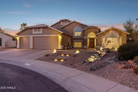 2318 E Granite View Dr, Phoenix, AZ 85048