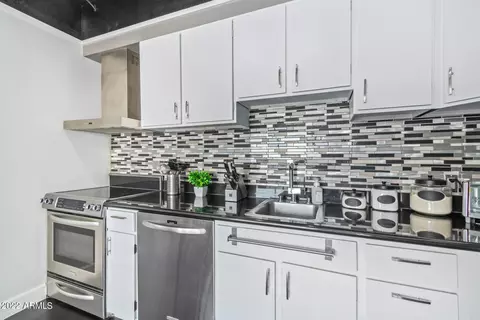 4750 N Central Ave #7D, Phoenix, AZ 85012