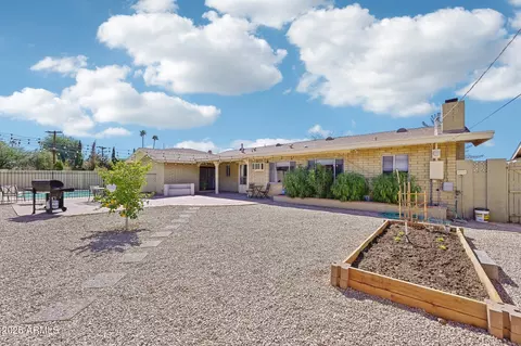 Exterior - 348 E Cairo Dr, Tempe, AZ 85282 photo 2 of 6