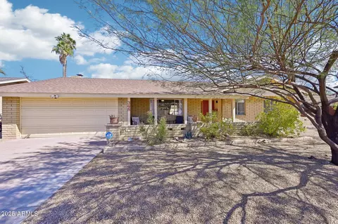 348 E Cairo Dr, Tempe, AZ 85282