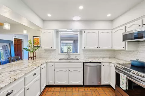 Kitchen - 348 E Cairo Dr, Tempe, AZ 85282 photo 3 of 3