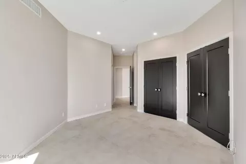 Bedroom - 1040 E Osborn Rd #404, Phoenix, AZ 85014 photo 1 of 3