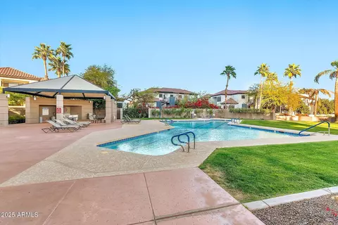 Exterior - 1040 E Osborn Rd #404, Phoenix, AZ 85014 photo 3 of 8