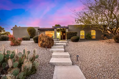 3226 E Lazy Ln, Phoenix, AZ 85028
