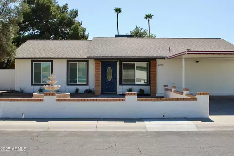 9019 W Griswold Rd, Peoria, AZ 85345