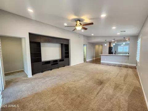 Living - 2009 E Lindrick Dr, Gilbert, AZ 85298 photo 2 of 8