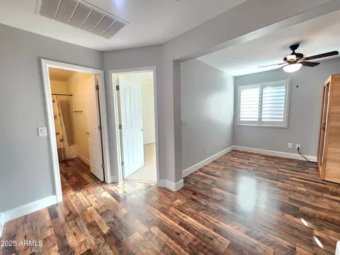 Entry Way - 2009 E Lindrick Dr, Gilbert, AZ 85298 photo 3 of 6