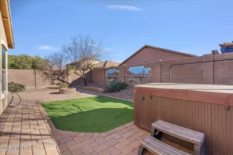 Exterior - 2009 E Lindrick Dr, Gilbert, AZ 85298 photo 7 of 9