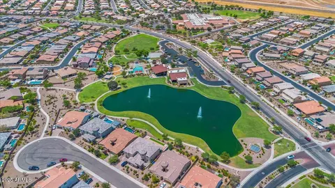 View/Area - 2009 E Lindrick Dr, Gilbert, AZ 85298 photo 7 of 11