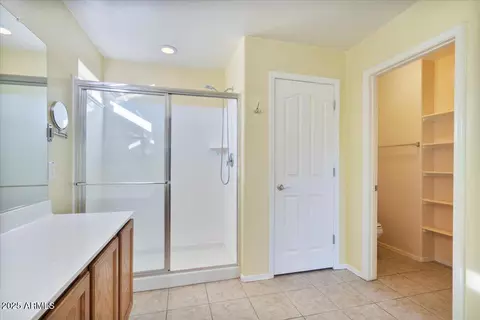 Bath - 2009 E Lindrick Dr, Gilbert, AZ 85298 photo 2 of 4