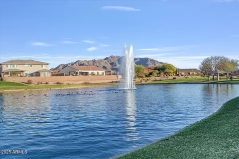 View/Area - 2009 E Lindrick Dr, Gilbert, AZ 85298 photo 9 of 11